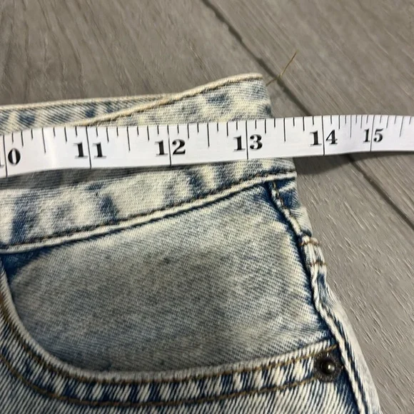 Forever 21 Denim Distressed Skirt - Blue size small - Picture 6 of 7